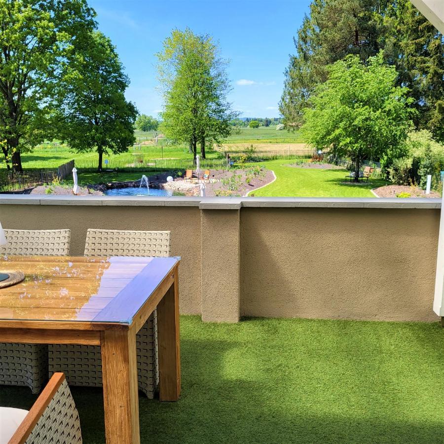 Komfort Ferienwohnungen Mit Wellness-Garten - Gaestehaus Am Bachlauf - Losheim Am See Exterior photo